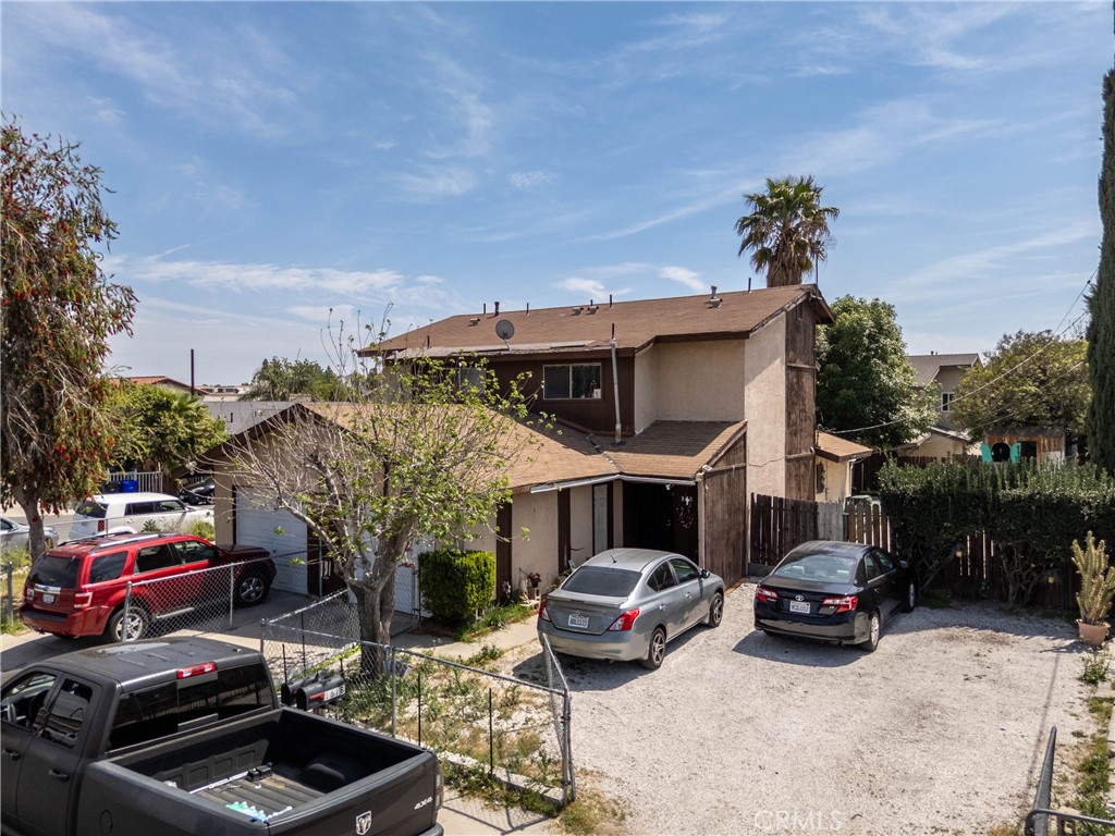 161 W Wilson Street, Property Photo 2