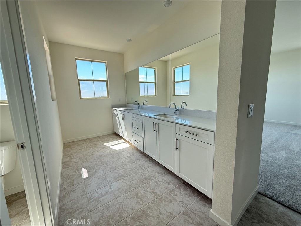 4810 Swallowtail Lane Property Photo 12