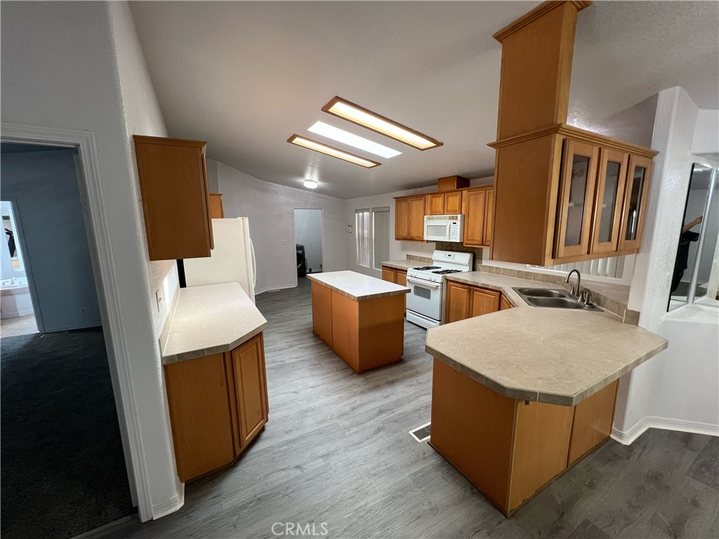 200 W San Bernardino Avenue 100 Property Photo 8