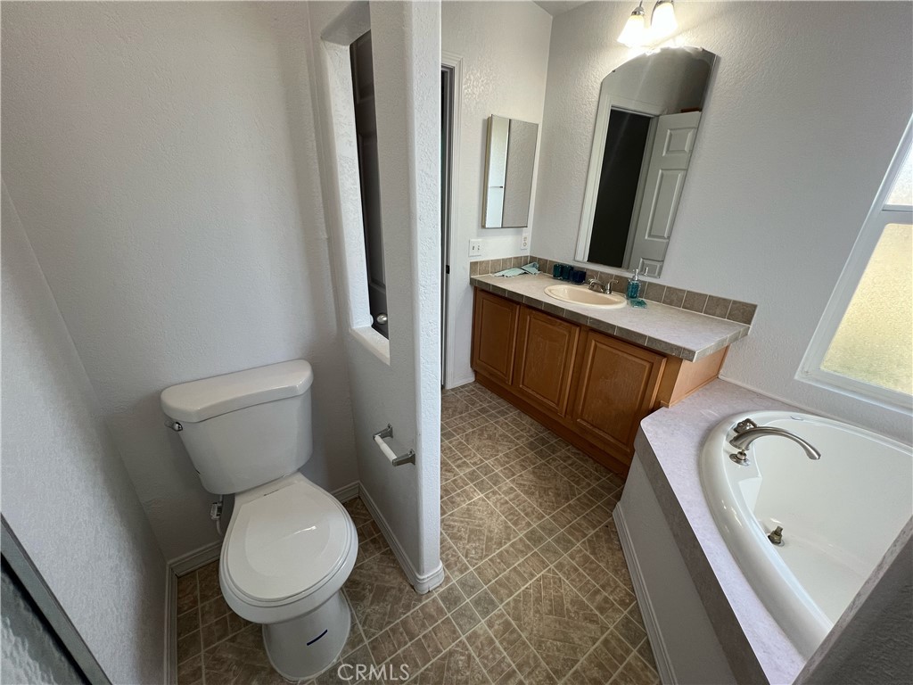 200 W San Bernardino Avenue 100 Property Photo 21