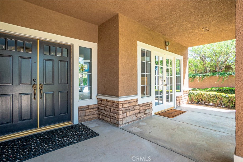 5757 Campanella Place Property Photo 3