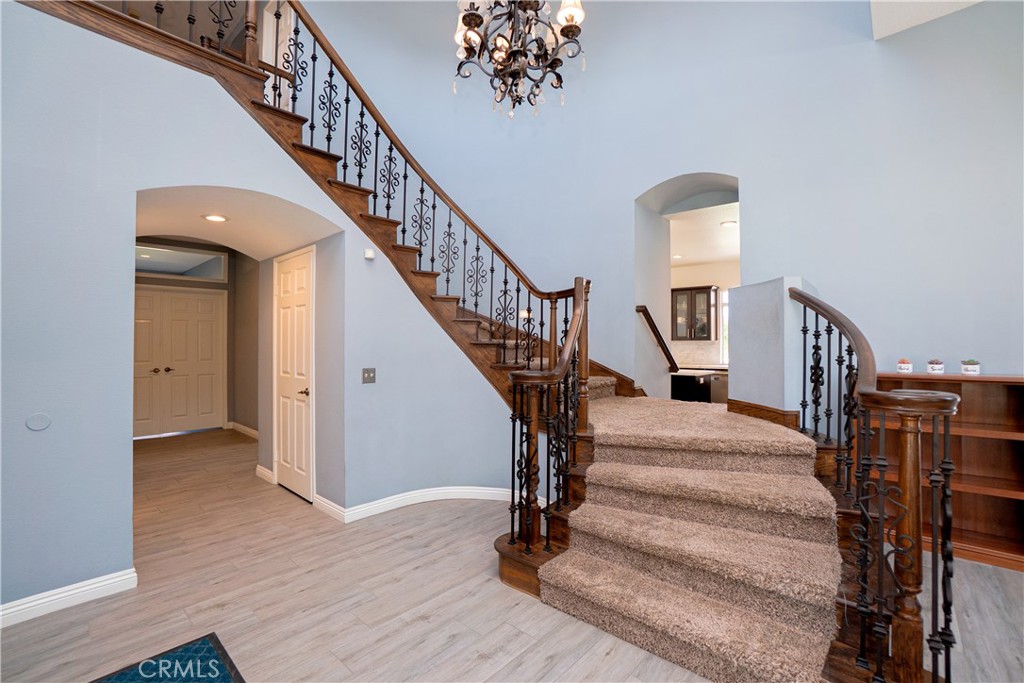 5757 Campanella Place Property Photo 4