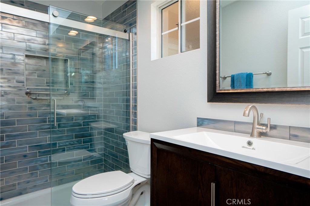 5757 Campanella Place Property Photo 24