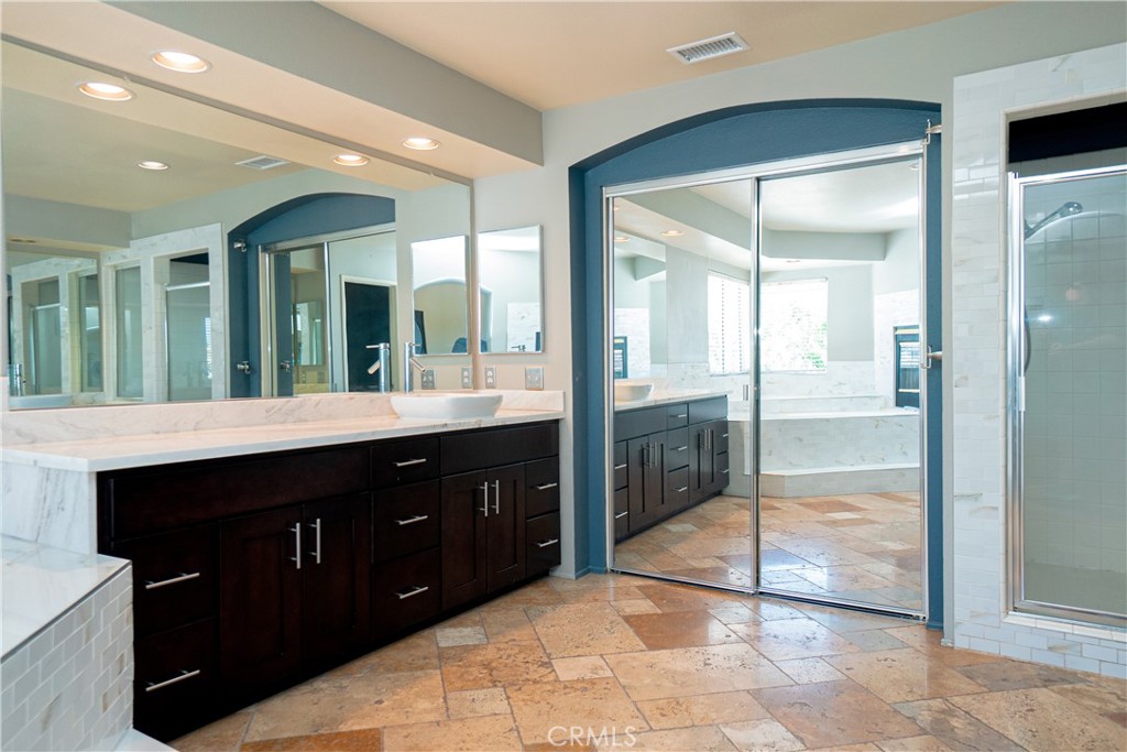 5757 Campanella Place Property Photo 28