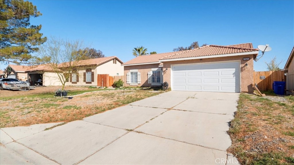 10738 Plainfield Street E Property Photo 2
