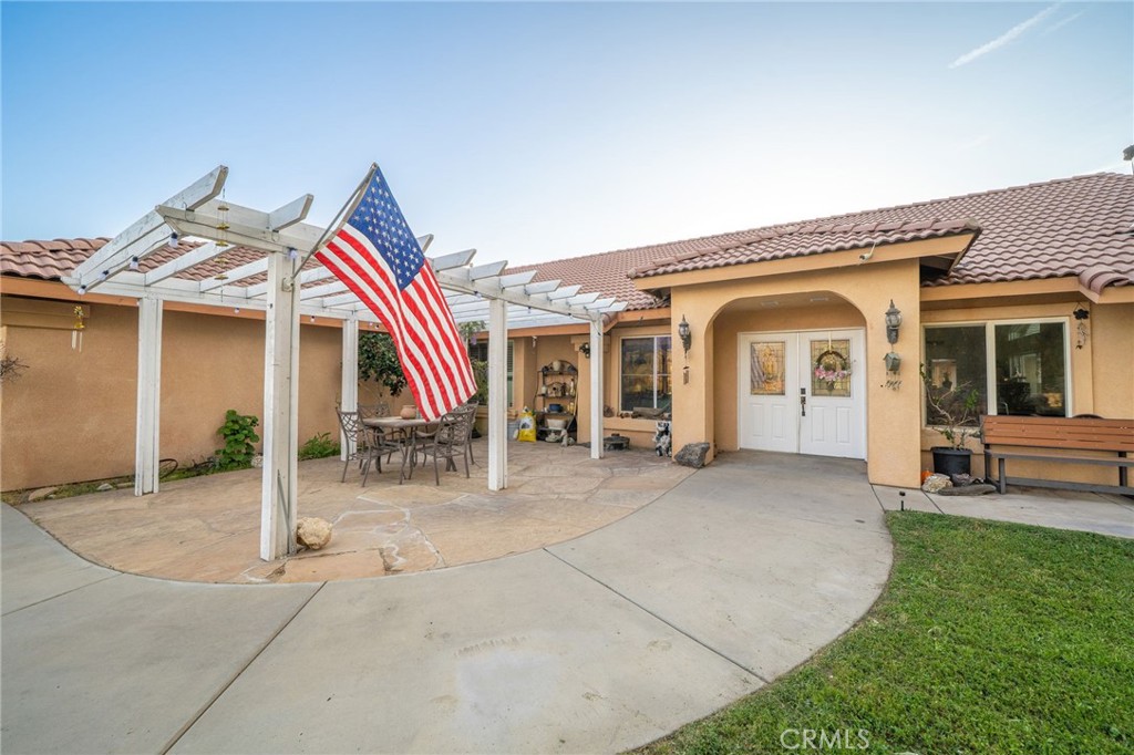 1108 Richmond Hill Court Property Photo 5