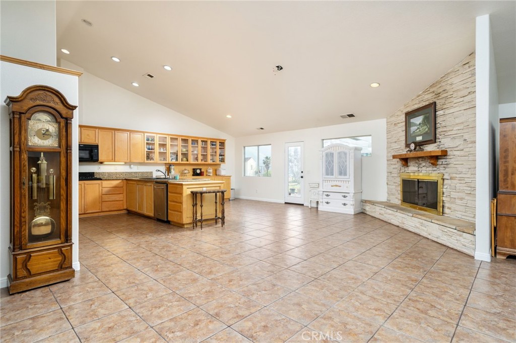 1108 Richmond Hill Court Property Photo 13