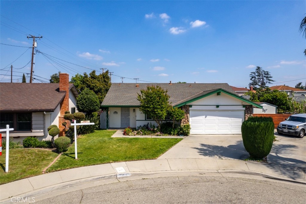 11722 Pickering Way Property Photo