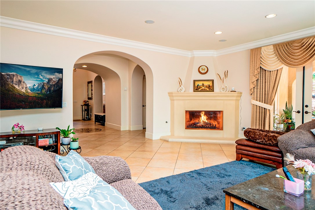1550 Hibiscus Avenue Property Photo 3