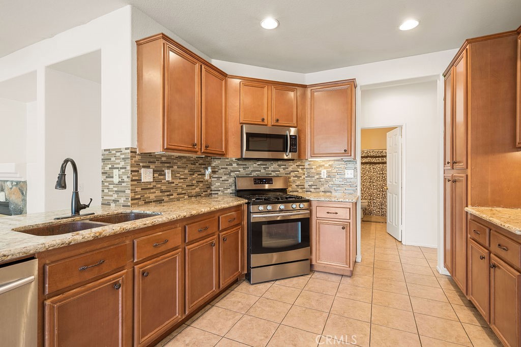 17108 Red Ash Court Property Photo 2