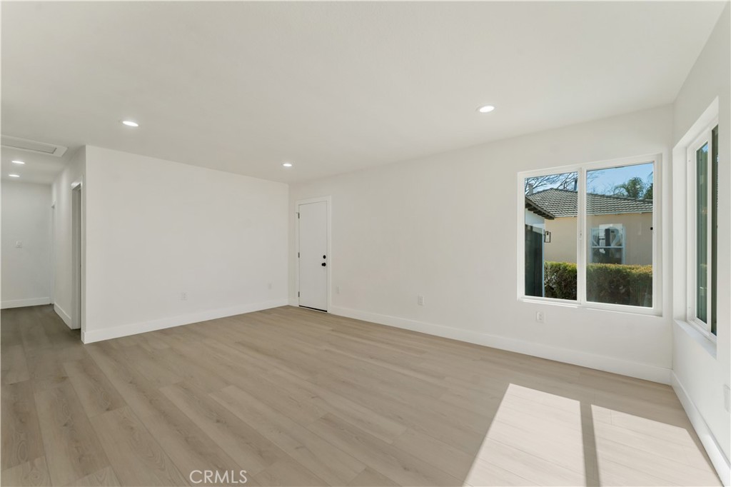 7149 Fairfax Drive Property Photo 8