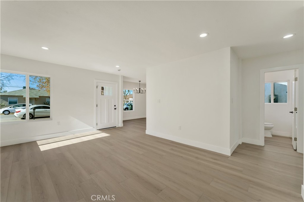 7149 Fairfax Drive Property Photo 9