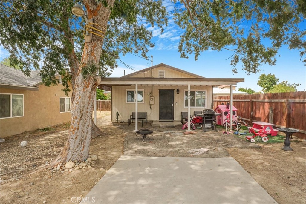 14928 Yucca Avenue Property Photo 2