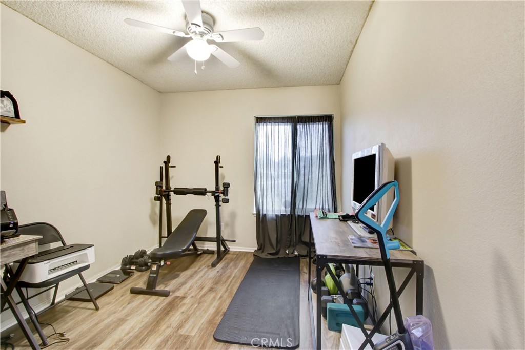 645 W James Street Property Photo 13