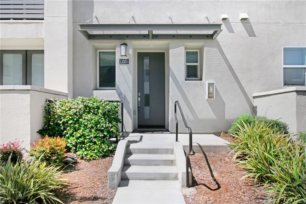 11035 Serene Drive Property Photo 3