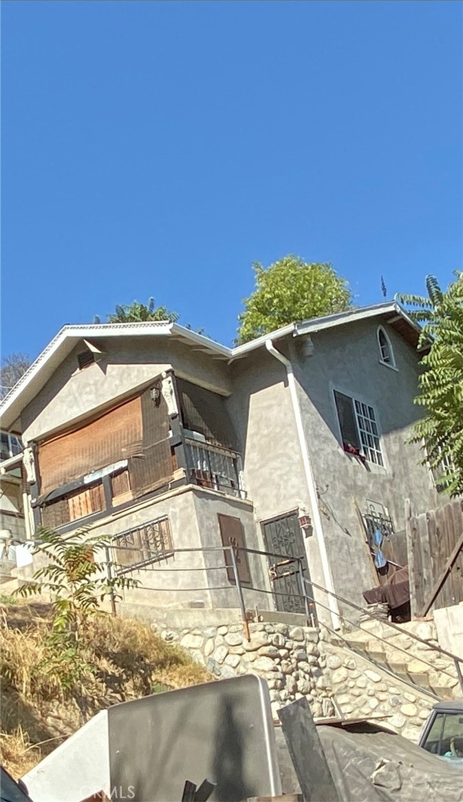 315 Isabel Street Property Photo 2