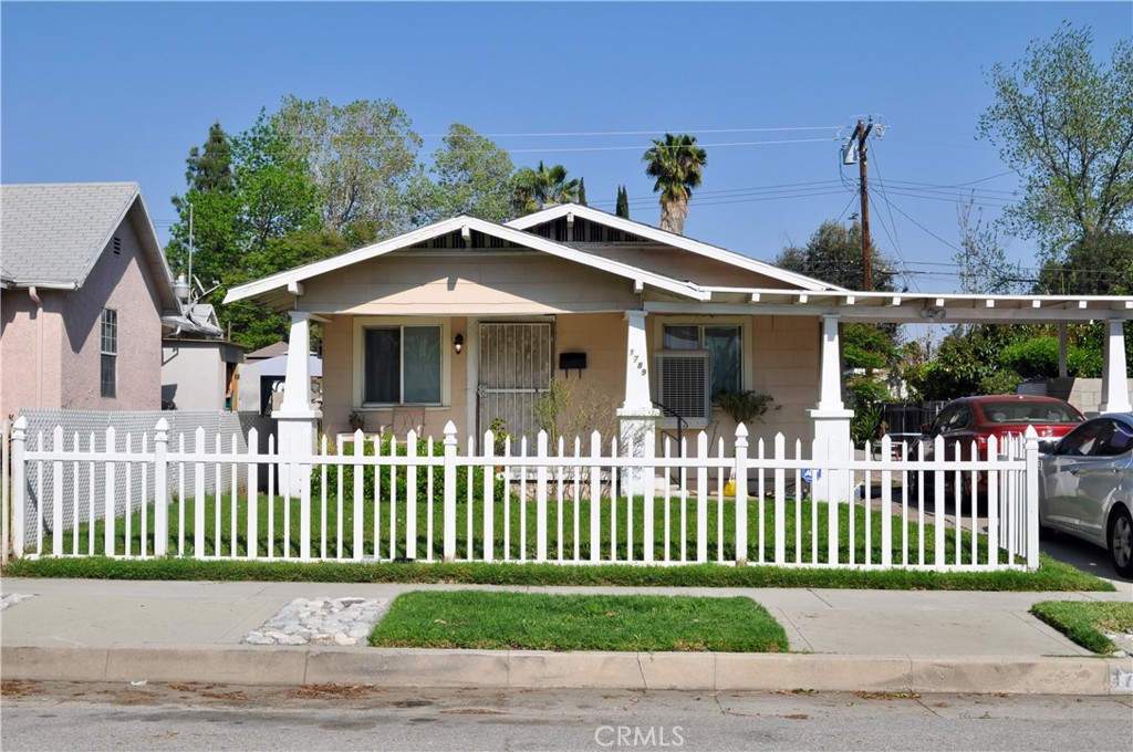 1789 N Pershing Avenue Property Photo