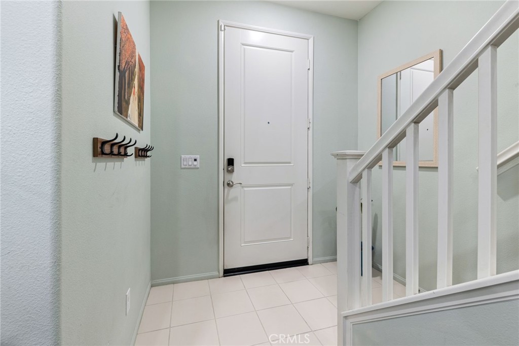 7447 Starfire Pl Property Photo 3