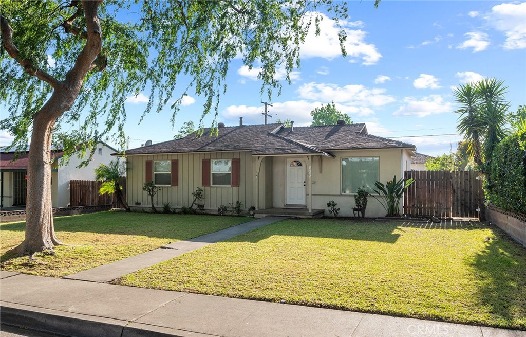 633 N Vallejo Way Property Photo 1