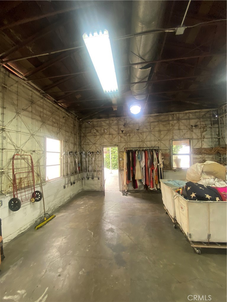 2117 Lemon Street Property Photo 3