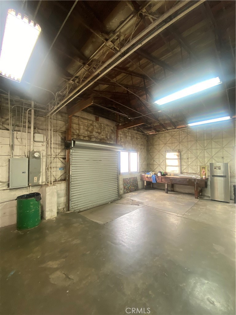 2117 Lemon Street Property Photo 5