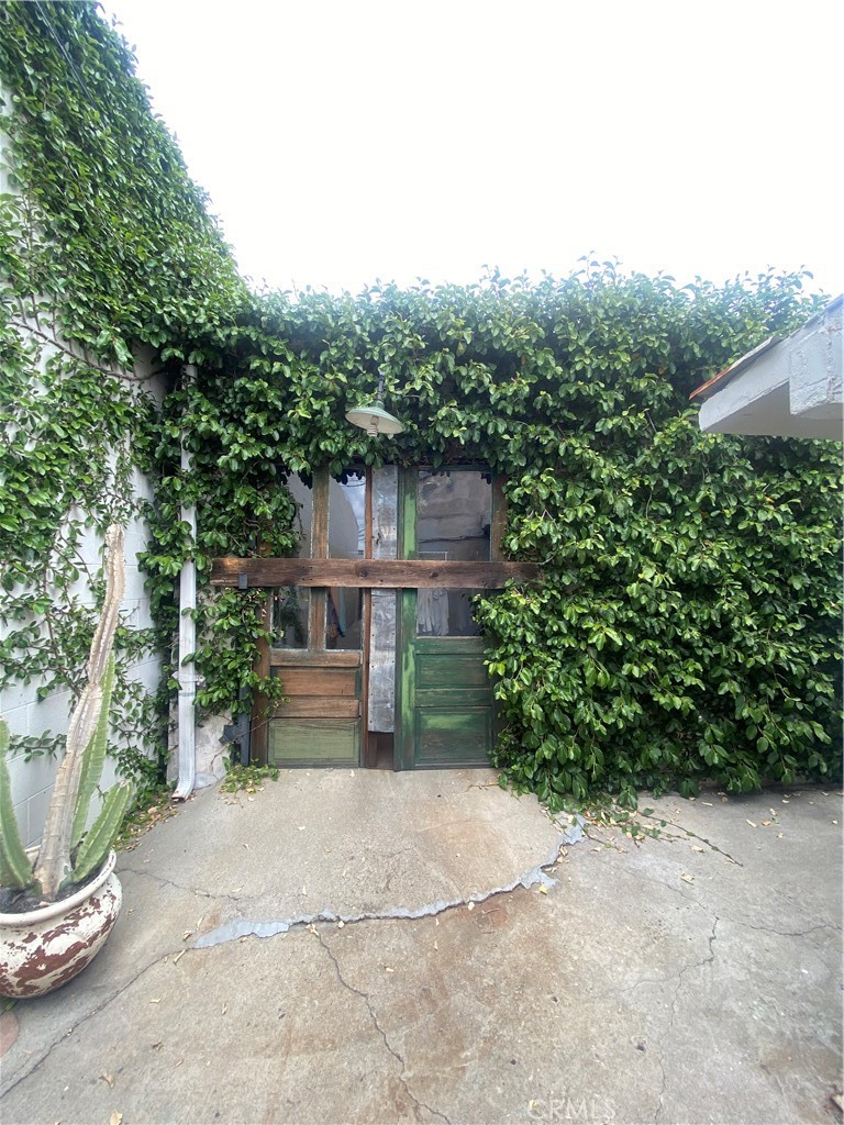 2117 Lemon Street Property Photo 7