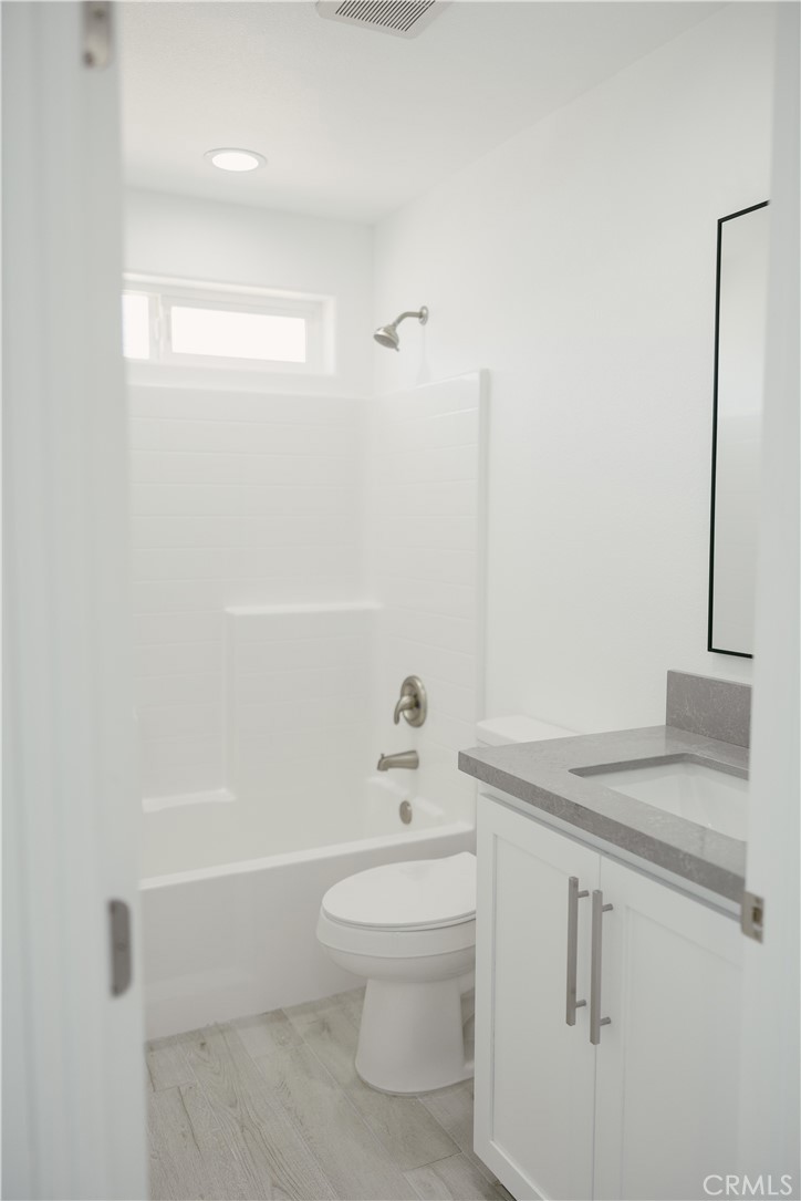 7452 Chase Avenue Property Photo 25