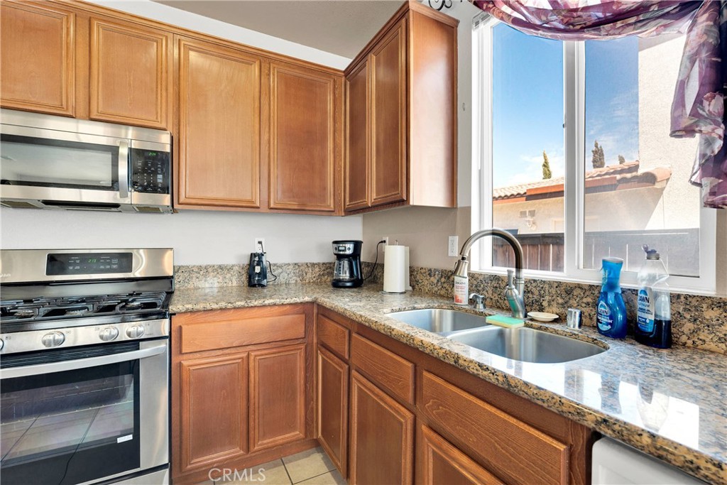 14195 Olive Street Property Photo 18