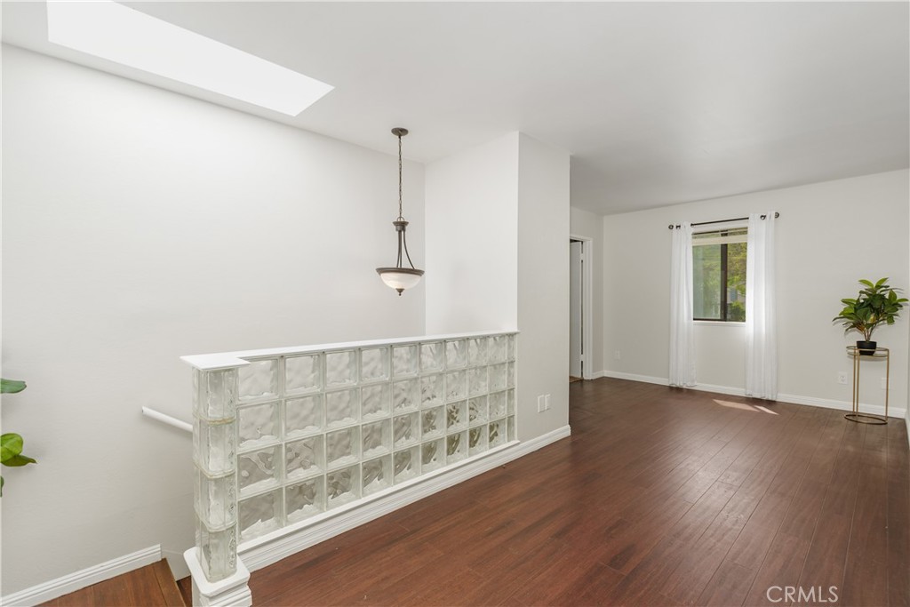 3563 N G Street Property Photo 4