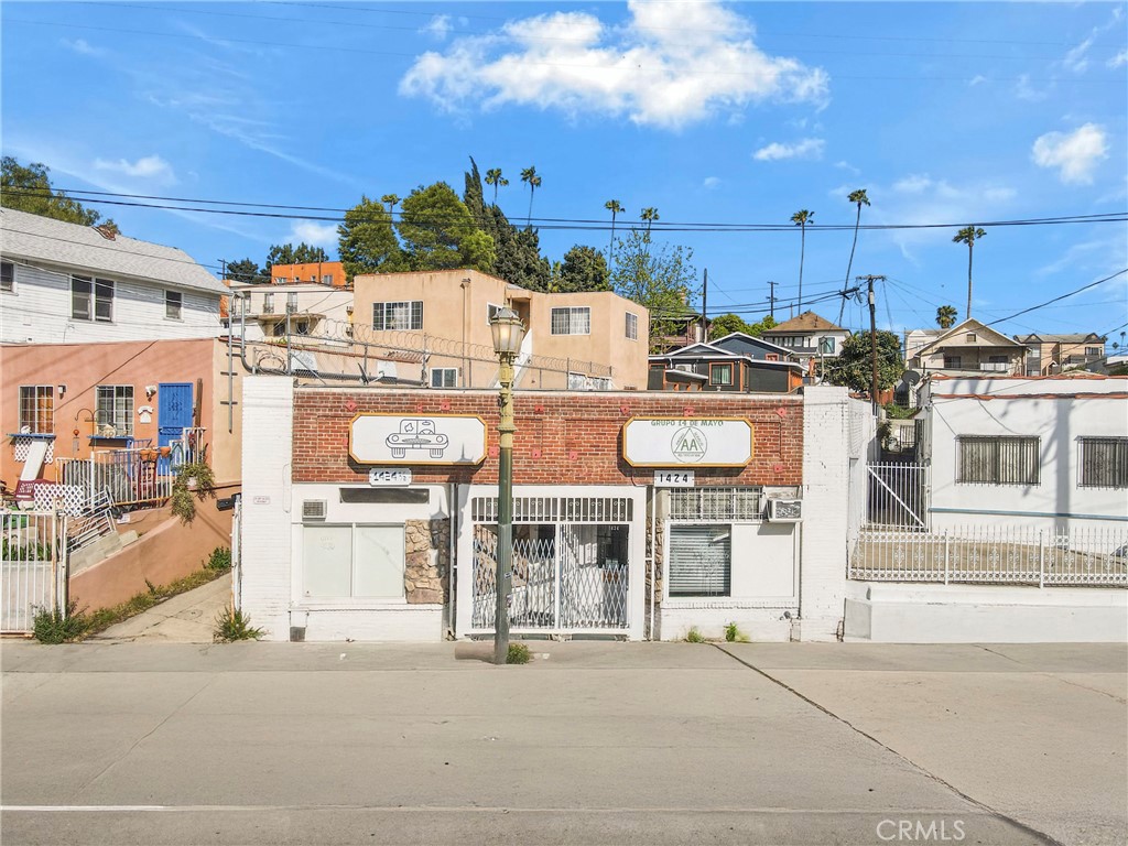 1424 Glendale Boulevard Property Photo