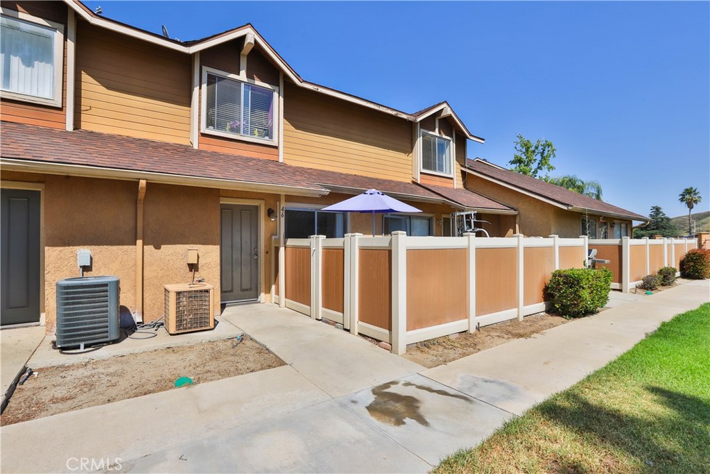 1460 Kendall Drive 46 Property Photo 1