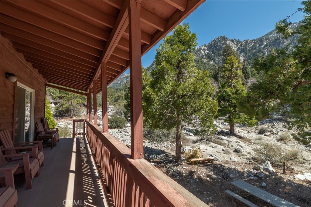 41505 Alder Drive Property Photo 5