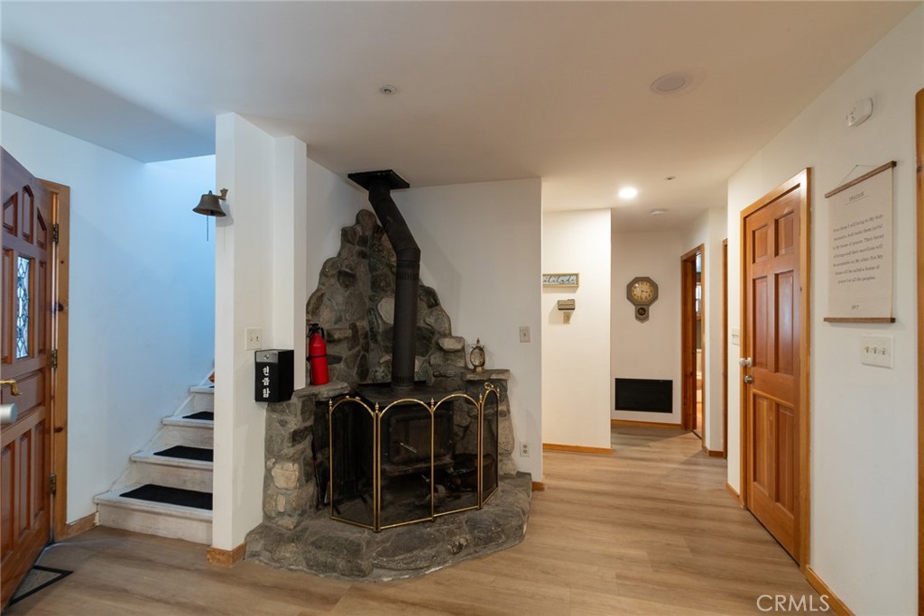 41505 Alder Drive Property Photo 11