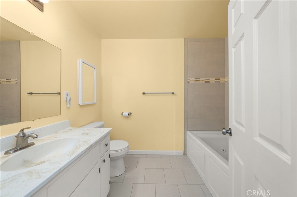 12610 Serrano Drive Property Photo 14