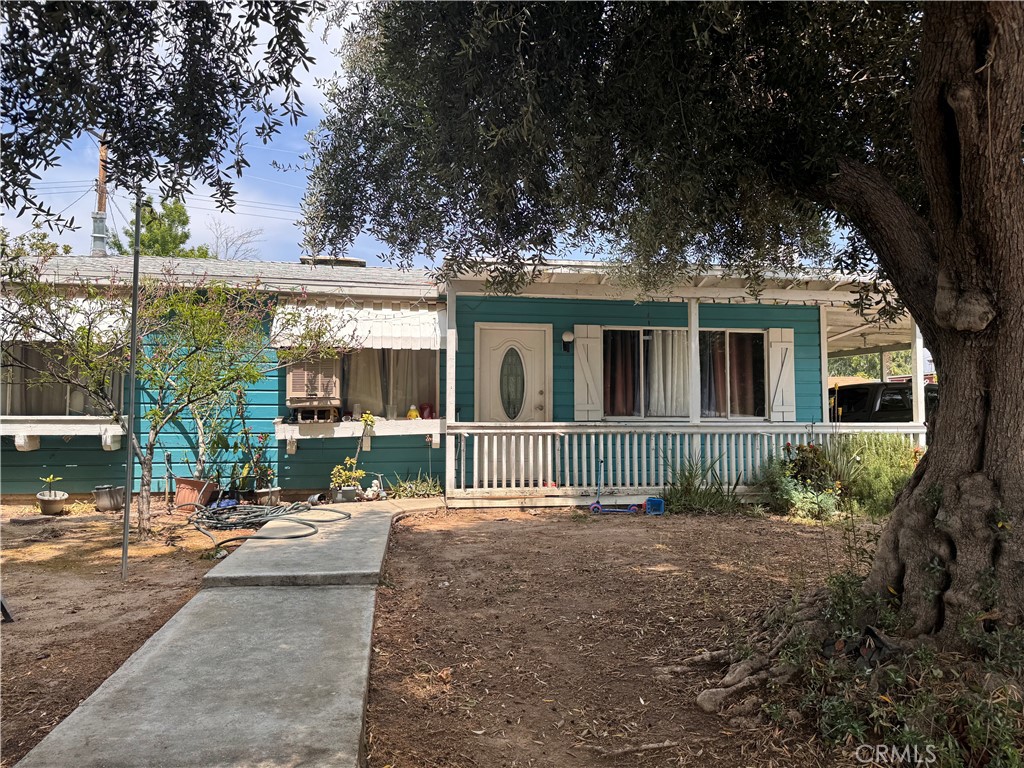 6735 Merito Avenue Property Photo 3