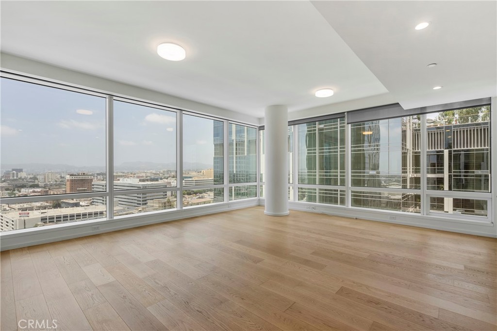 877 Francisco Street 2402 Property Photo 1