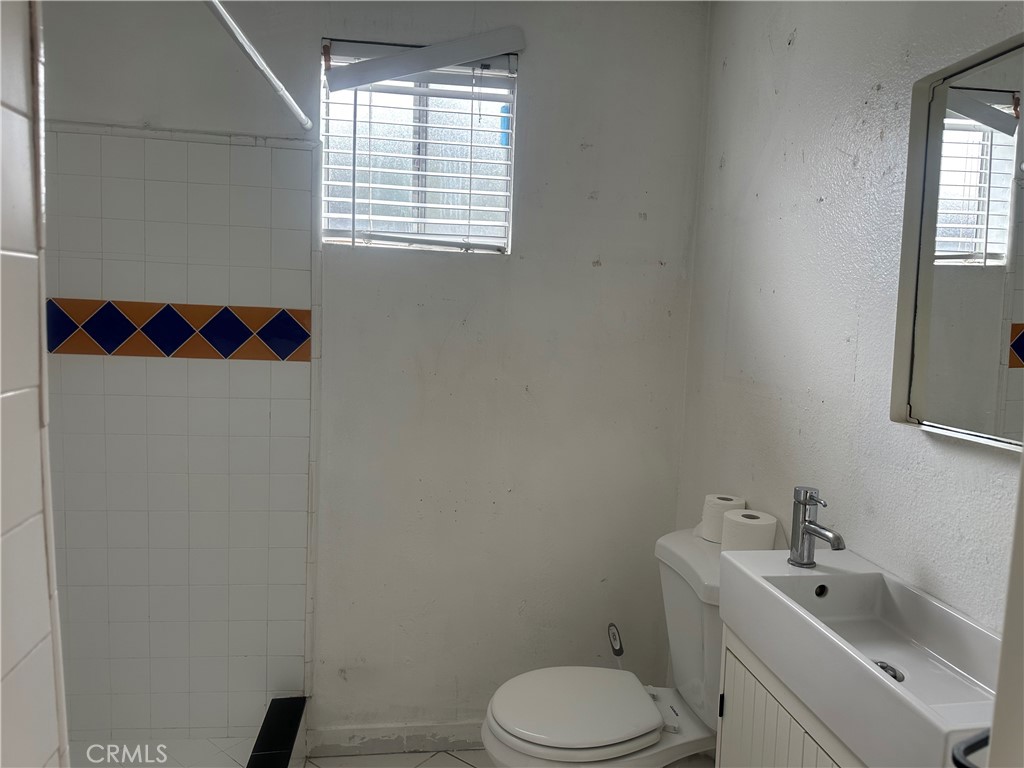 606 S Kern Avenue Property Photo 10