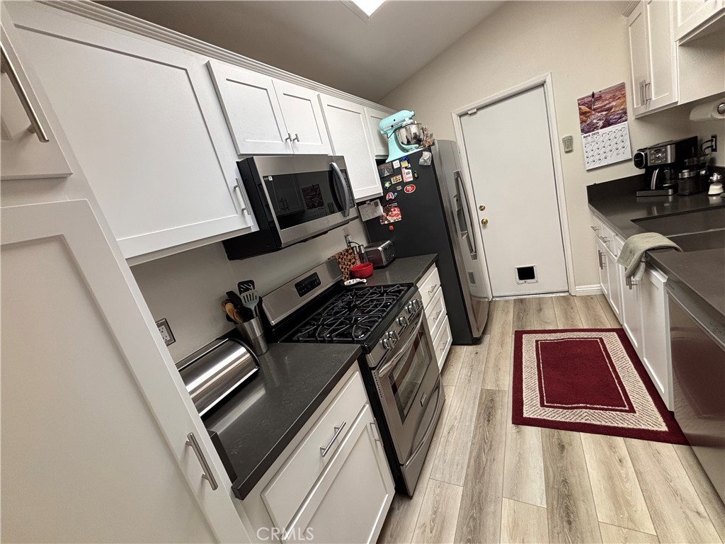 15957 Randall Avenue 34 Property Photo 8