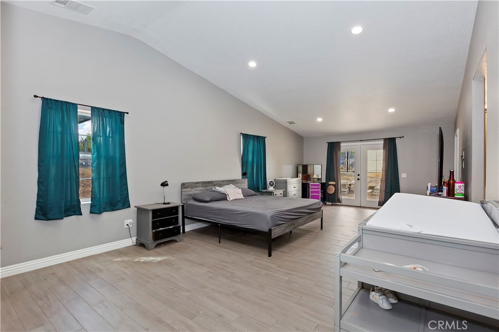 18060 Walnut Street Property Photo 18