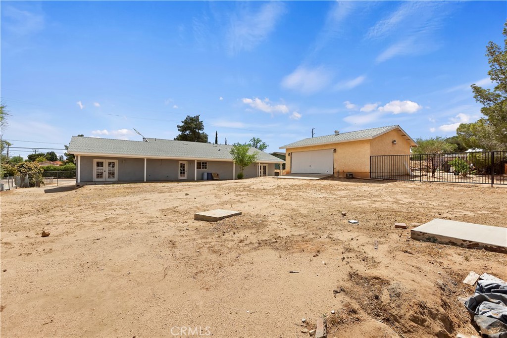 18060 Walnut Street Property Photo 23