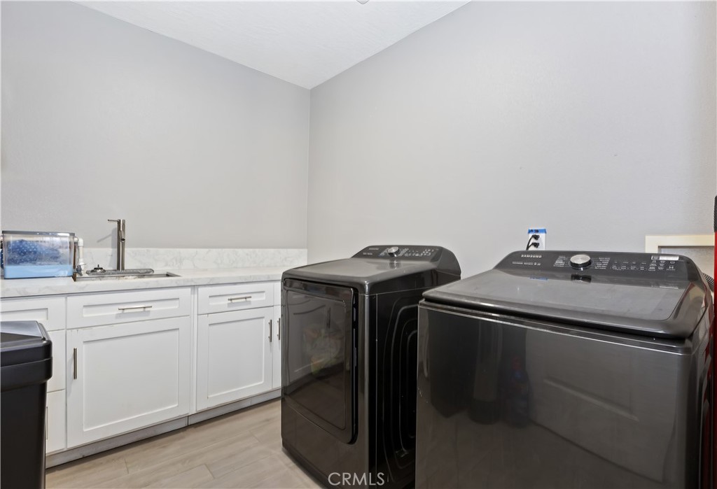 18060 Walnut Street Property Photo 25