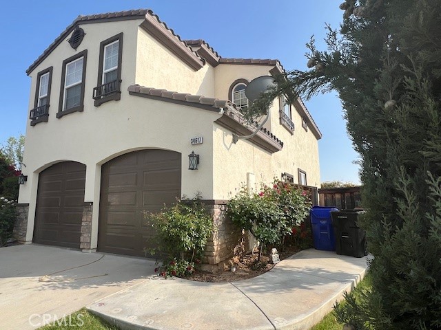 34617 Creekwood Court Property Photo 1