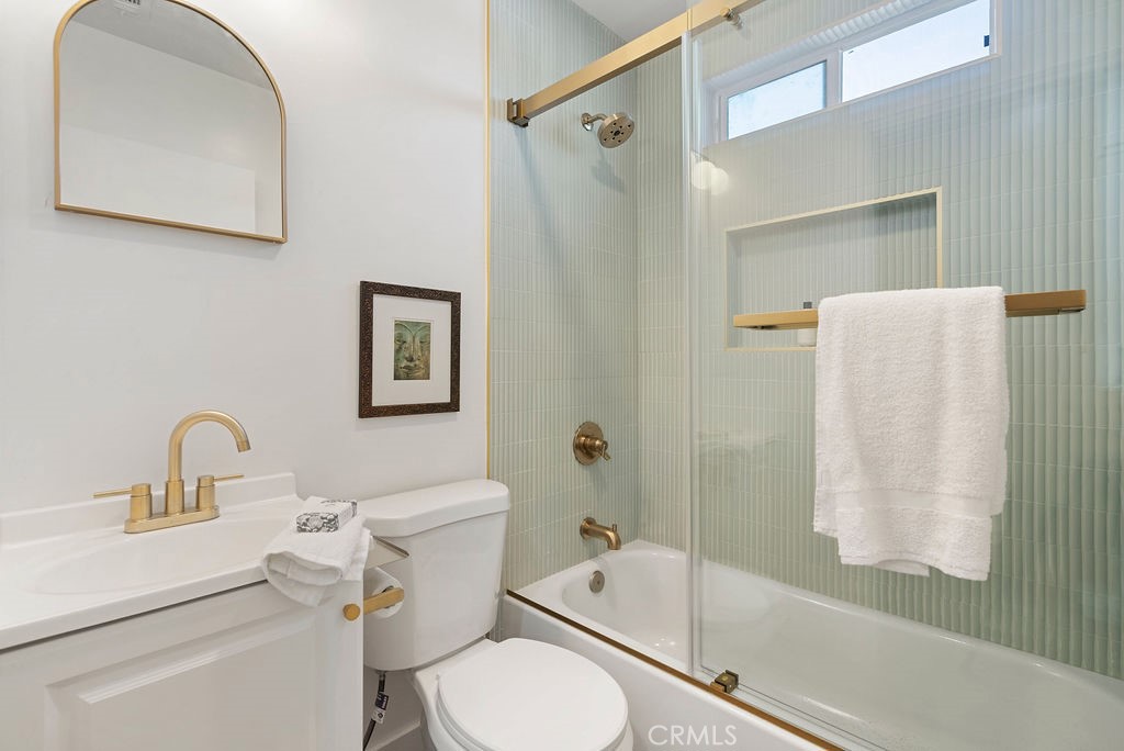 4514 Mont Eagle Place Property Photo 13