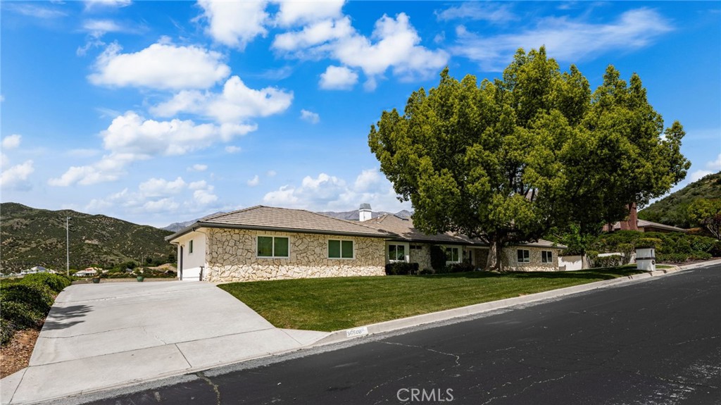 36608 Oak Ridge Drive Property Photo