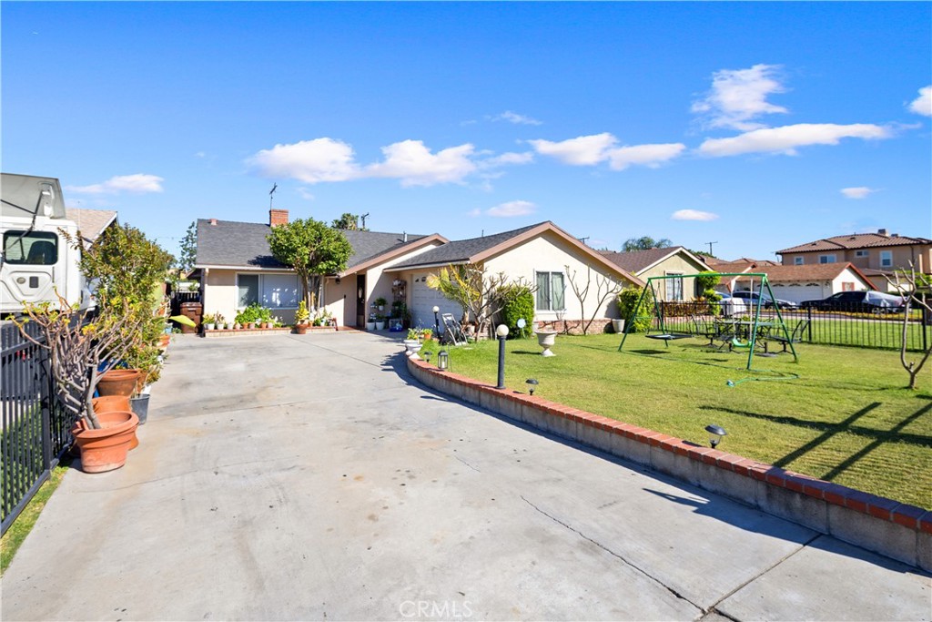 1118 Kwis Avenue Property Photo