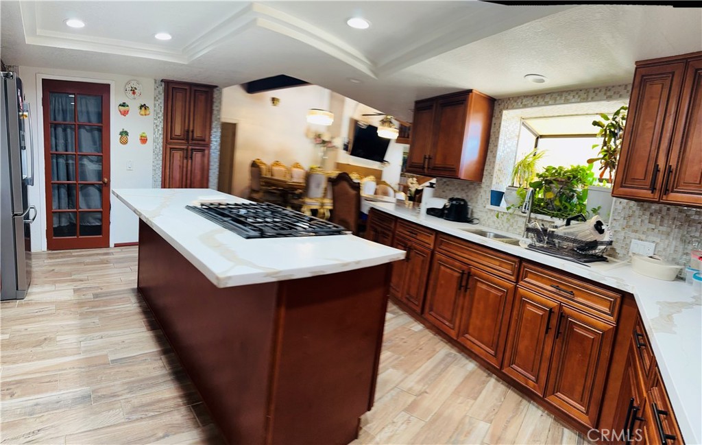 10123 Finch Avenue Property Photo 10