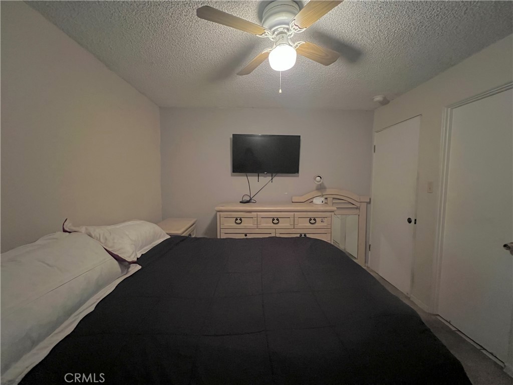 527 E King Street Property Photo 17
