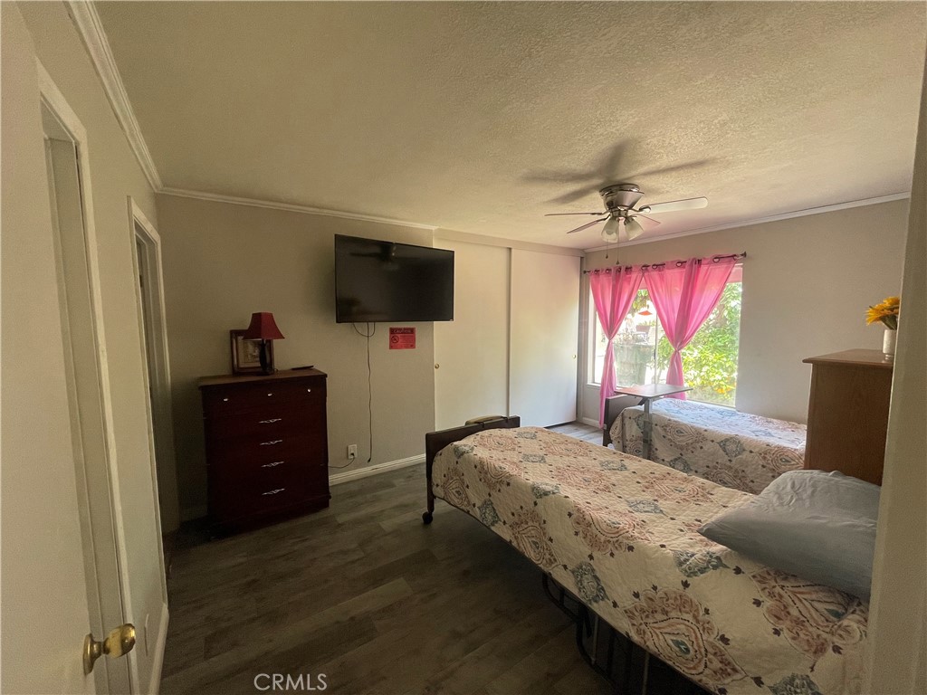 853 W Crestview Street Property Photo 14