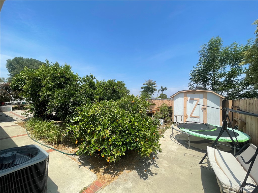 853 W Crestview Street Property Photo 21