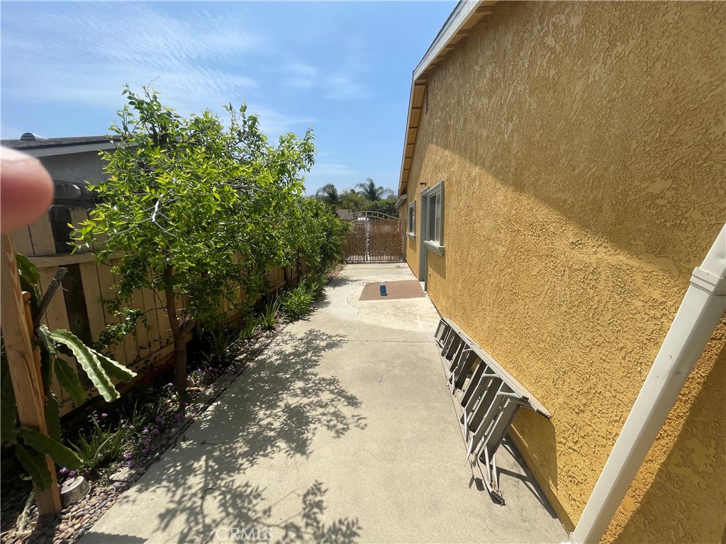 853 W Crestview Street Property Photo 23
